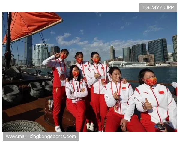 现场“火爆”比赛：运动员激情四溢引爆氛围